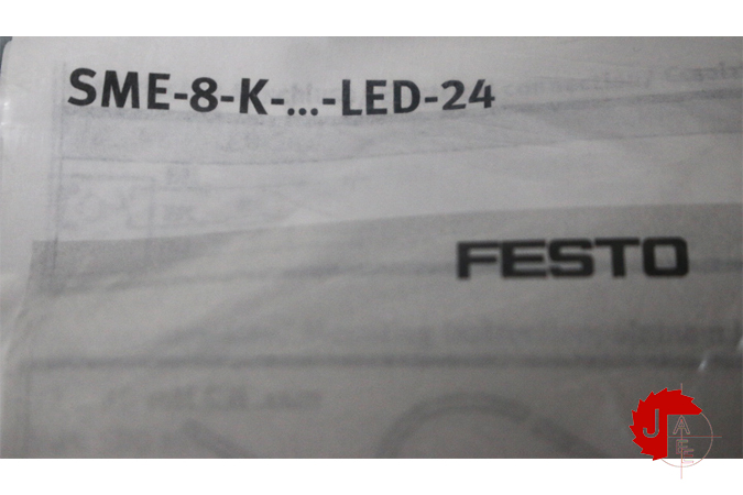 FESTO 175404 Proximity sensor SME-8-K5-LED-24
