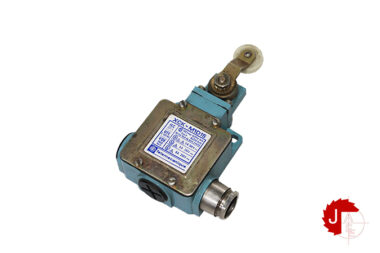 Telemecanique XCK-M1D15 Limit switch