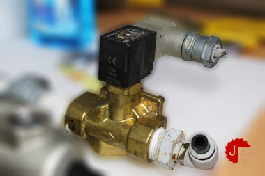 SMC VXD2150-06-5D71 2-WAY MEDIA VALVEQ "NC"