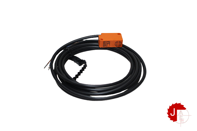 IFM IS5002 Inductive sensor IS-3002-APKG