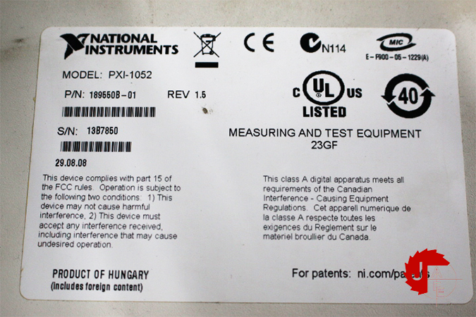 National Instruments PXI Chassis PXI-1052