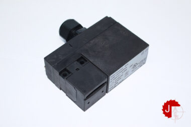 SCHMERSAL AZM 170-02ZRKA 24VAC/DC Solenoid interlock 101141020