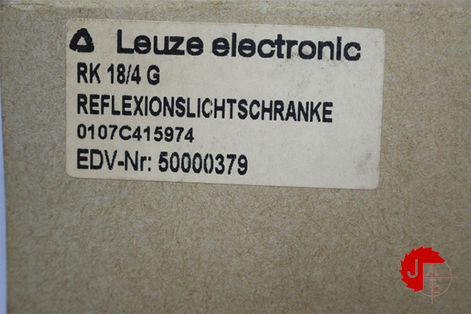 Leuze RK 18/4 G Retro-reflective photoelectric sensors
