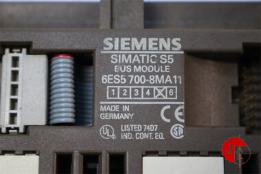 SIEMENS 6ES5 700-8MA11 SIMATIC S5 Bus module 