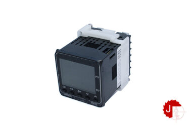 Omron E5CC-QX3D5M-000 Temperature controller