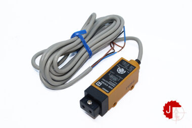 Omron E3S-X3CB4 Photoelectric Sensor