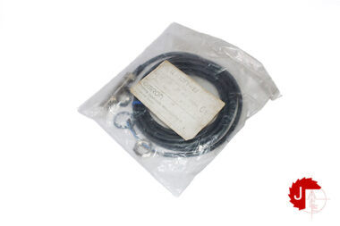 OMRON TL-X2F1-E2 Proximity Switch Sn: 2mm pnp no