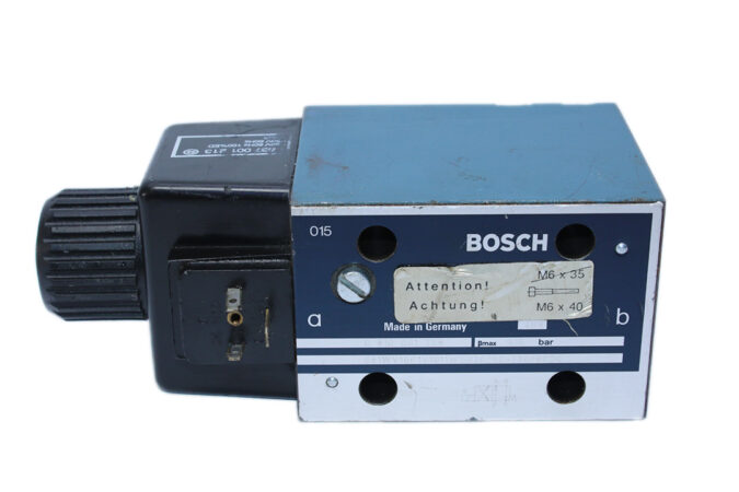 BOSCH 0 810 001 758 DIRECTIONAL CONTROL VALVE 081WV10P1V1011WS220/50-230/60D0 - Image 3