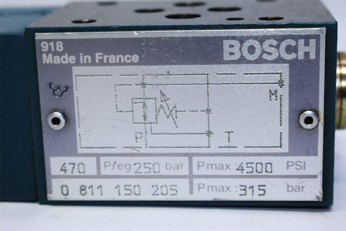 BOSCH 0 811 150 205 PRESSURE REDUCING VALVE