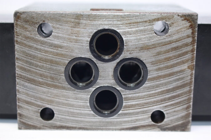 REXROTH 4WE 6 J53/AG220NZ4 SOLENOID OPERATED DIRECTIONAL VALVE - Image 3