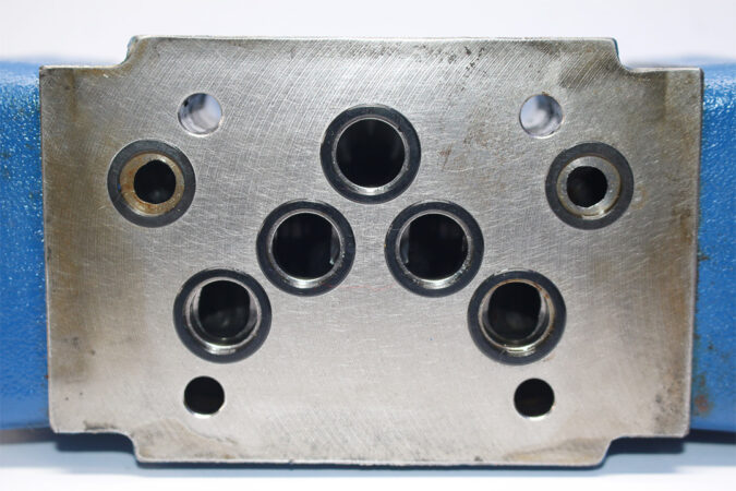 REXROTH R900548271 DIRECTIONAL CONTROL VALVE R900968227 - Image 8