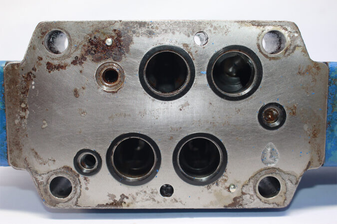 REXROTH R900555558 PILOT OPERATED PROPORTIONAL DIRECTIONAL CONTROL VALVE 4WRZ16E150-60/6AG24NETK4/M - Image 6
