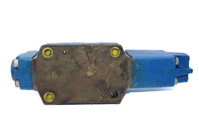REXROTH R900555558 PILOT OPERATED PROPORTIONAL DIRECTIONAL CONTROL VALVE 4WRZ16E150-60/6AG24NETK4/M - Image 7