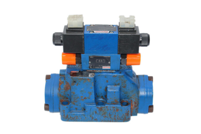 REXROTH R900911762 DIRECTIONAL CONTROL VALVE R900930365 - Image 6