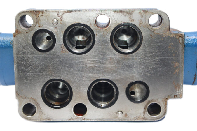 REXROTH R900911762 DIRECTIONAL CONTROL VALVE R900930365 - Image 8