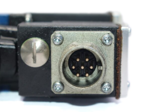 REXROTH R900958859 PROPORTIONAL PRESSURE REDUCING VALVE 3DREPE6C-20=25EG24N9K31/F1M=00 - Image 3