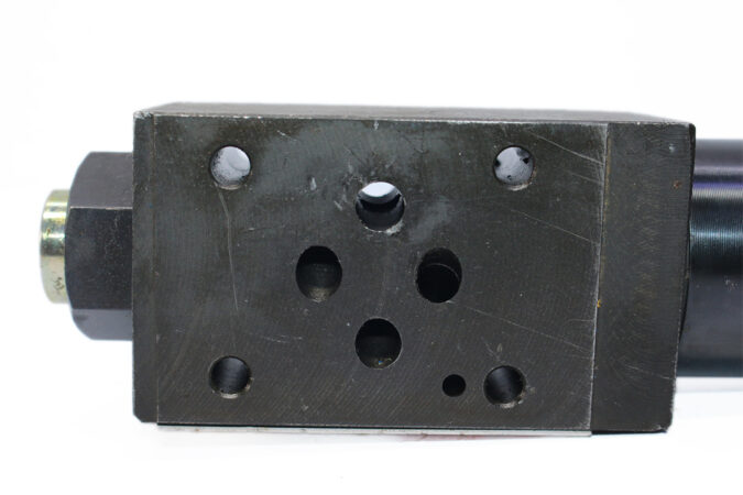 SATURN SMPR-03-P-S-3 FLOW CONTROL VALVE - Image 4