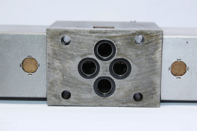 REXROTH 4WP6J35/N B08 DIRECTIONAL CONTROL VALVE - Image 5