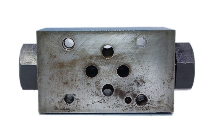 VICKERS DGMPC 3 ABK BAK 41 PRESSURE REDUCING VALVE - Image 3