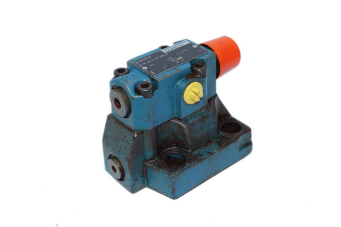 REXROTH R900923960 PRESSURE REDUCING VALVE DB20-2-52/330YB - Image 5
