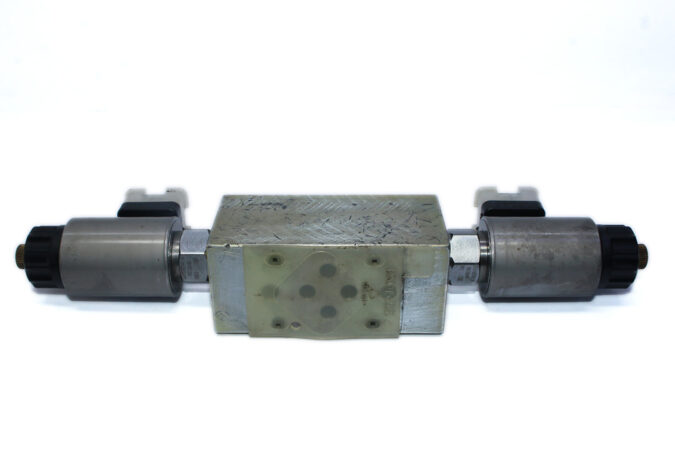 REXROTH R901111420 INTERMEDIATE PLATE HSZ 06 A484-3X/AS1N-BS1NG24N11K4M00 - Image 4