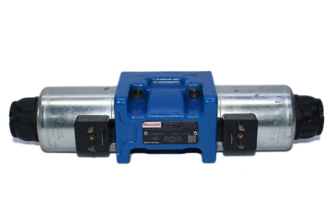 REXROTH R901278761 DIRECTIONAL CONTROL VALVE 4WE10E50/EG24N9K4/M - Image 3
