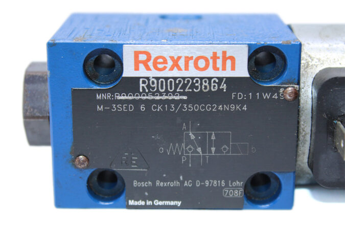 REXROTH R900223864 DIRECTIONAL CONTROL VALVE M-3SED6CK13/350CG24N9K4
