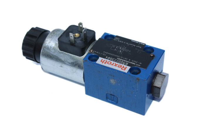 REXROTH R900223864 DIRECTIONAL CONTROL VALVE M-3SED6CK13/350CG24N9K4 - Image 4
