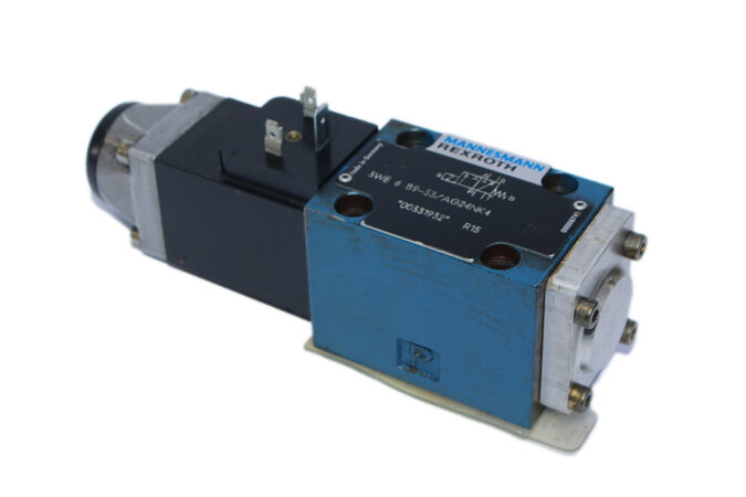 REXROTH R900331932 DIRECTIONAL CONTROL VALVE 3WE6B9-53/AG24NK4 - Image 6
