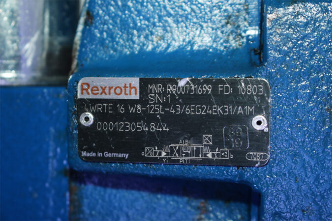 REXROTH R900891138,4WRTE-42/M PROPORTIONAL DIRECTIONAL VALVE R900731699 - Image 3
