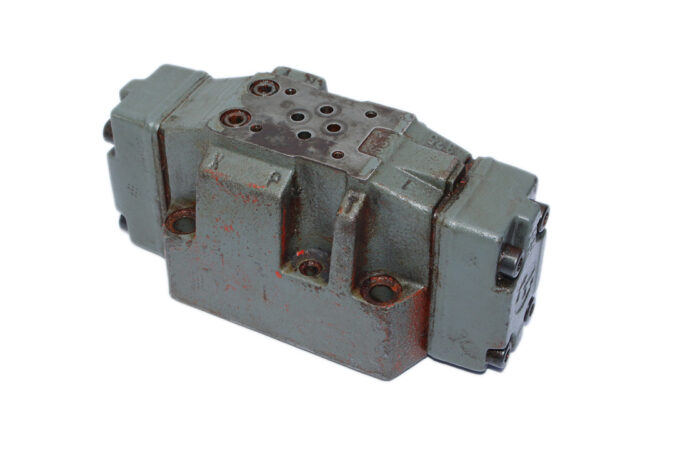 REXROTH 4WEH16R61/6AG24NETZ5L/B08 PILOT OPERATED DIRECTIONAL VALVE - Image 5