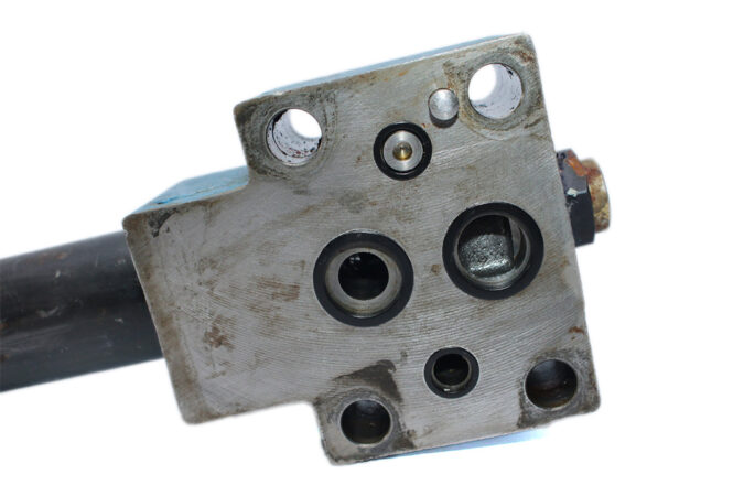 REXROTH R900500226 PRESSURE REDUCING VALVE DR10DP2-43/150YM - Image 4