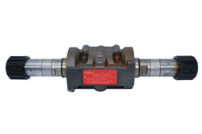 ARGO HYTOS RPE4-103C11 DIRECTIONAL CONTROL VALVE WITHOUT COIL - Image 3