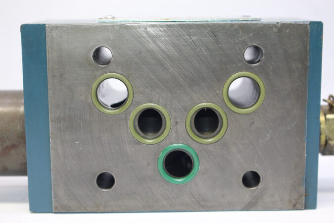 BOSCH 0 811 145 118 PRESSURE REDUCING VALVE - Image 5