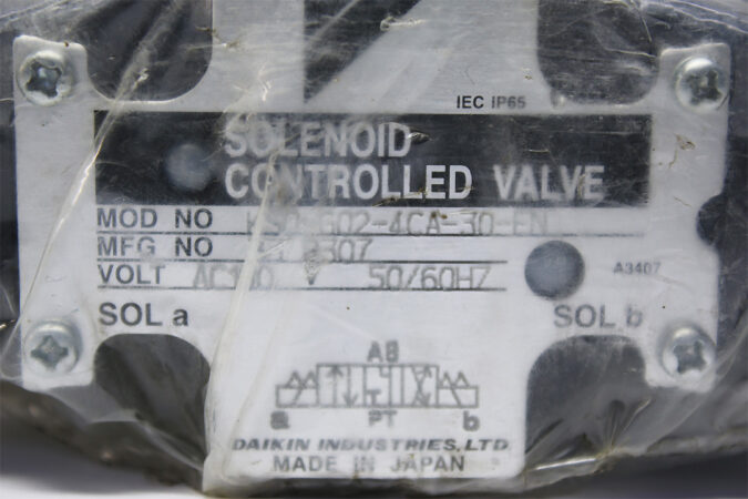 DAIKIN KS0-G02-4CA-30-EN DIRECTIONAL CONTROL VALVE
