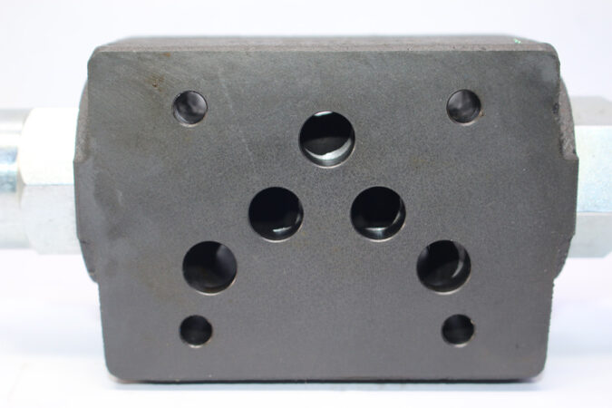 DUPLOMATIC QTM5-D/10N/S FLOW RESTRICTOR VALVE - Image 4