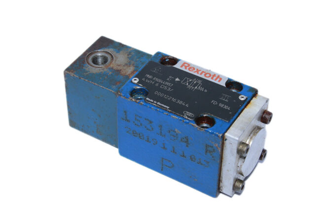 REXROTH R900449957 DIRECTIONAL CONTROL VALVE 4WH6D53/ - Image 4