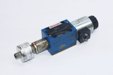 REXROTH 4WE 6 U10B62/EG24K4QM0G24 DIRECTIONAL CONTROL VALVE R900574631