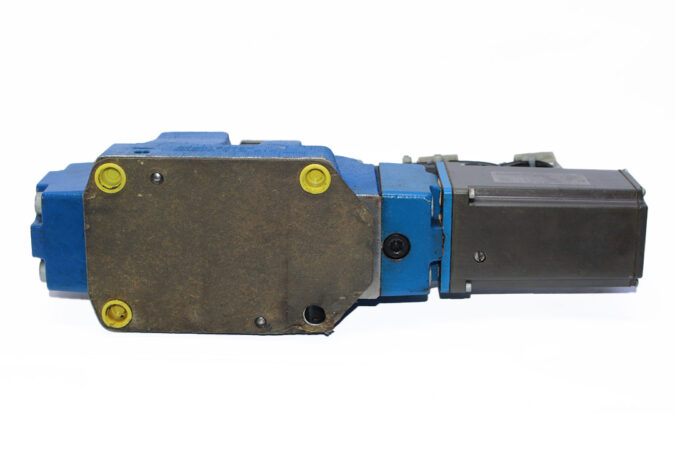 REXROTH R900891138,4WRTE-42/M PROPORTIONAL DIRECTIONAL VALVE R900954299 - Image 9