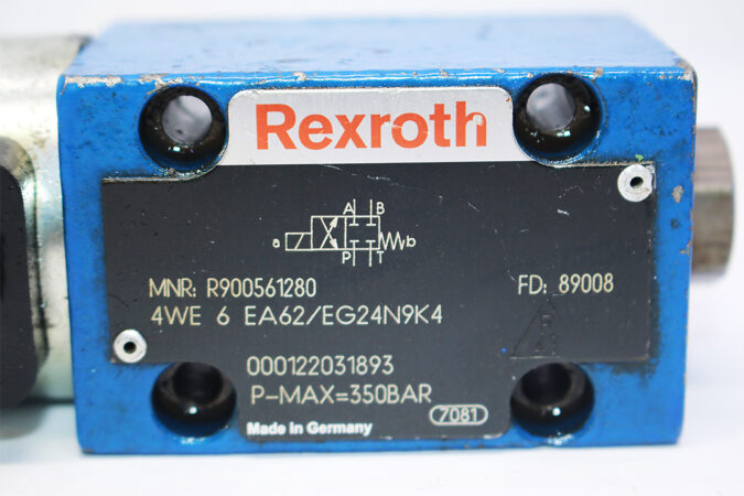 REXROTH R900561280 DIRECTIONAL CONTROL VALVE 4WE 6 EA62/EG24N9K4