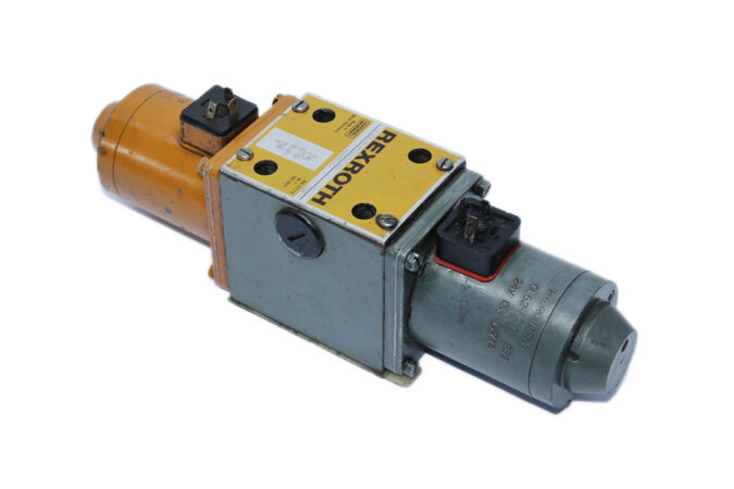 REXROTH 4WE 10E11/LW220-50N DIRECTIONAL CONTROL VALVE - Image 5