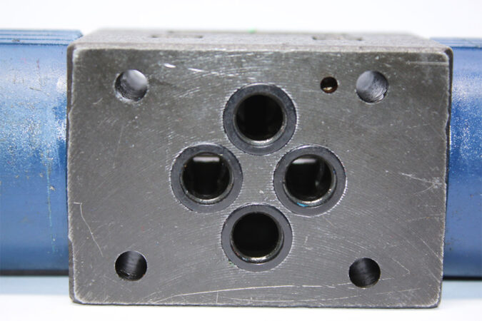 DUPLOMATIC MD1D-S4/50 DIRECTIONAL CONTROL VALVE - Image 5