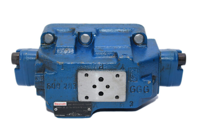 REXROTH R901040590 PILOT OPERATED DIRECTIONAL VALVE 4WEH22J2-76/6EG24N9ETK4/B08 - Image 4