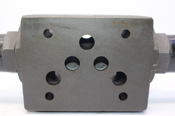DUPLOMATIC ERS4M-D/40 FLOW RESTRICTOR VALVE - Image 4