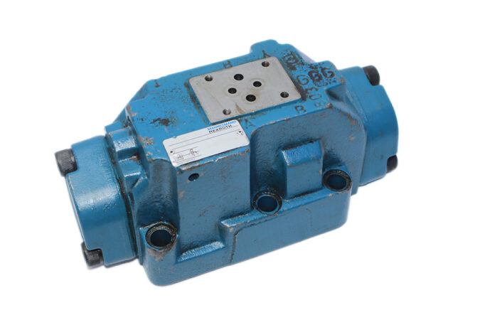 REXROTH R900379152 PILOT OPERATED DIRECTIONAL VALVE 4WEH22J2-74/6AG24NETK4/B08