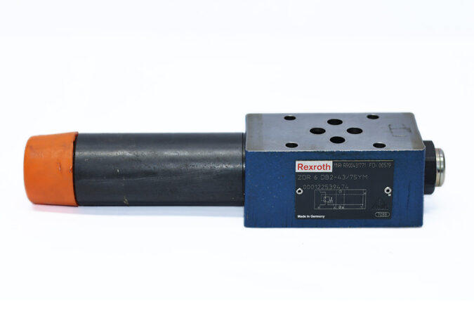 REXROTH R900431771 PRESSURE REDUCING VALVE ZDR6DB2-43/75YM - Image 3