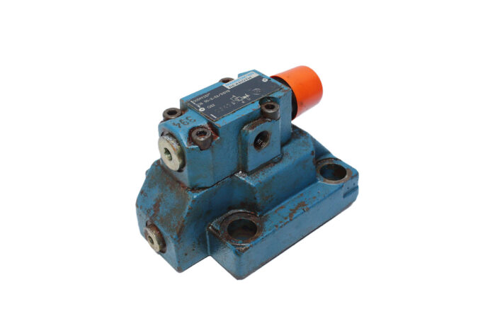 REXROTH R900599337 PRESSURE RELIEF VALVE DB30-2-52/315YB - Image 4