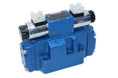 REXROTH R900901045 DIRECTIONAL CONTROL VALVE R900927832