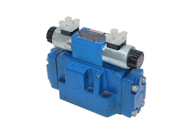 REXROTH R900901045 DIRECTIONAL CONTROL VALVE R900703886 - Image 6