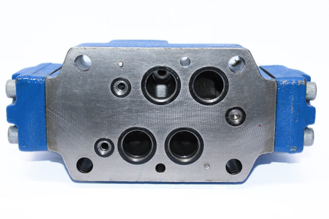 REXROTH R900901045 DIRECTIONAL CONTROL VALVE R900927832 - Image 6